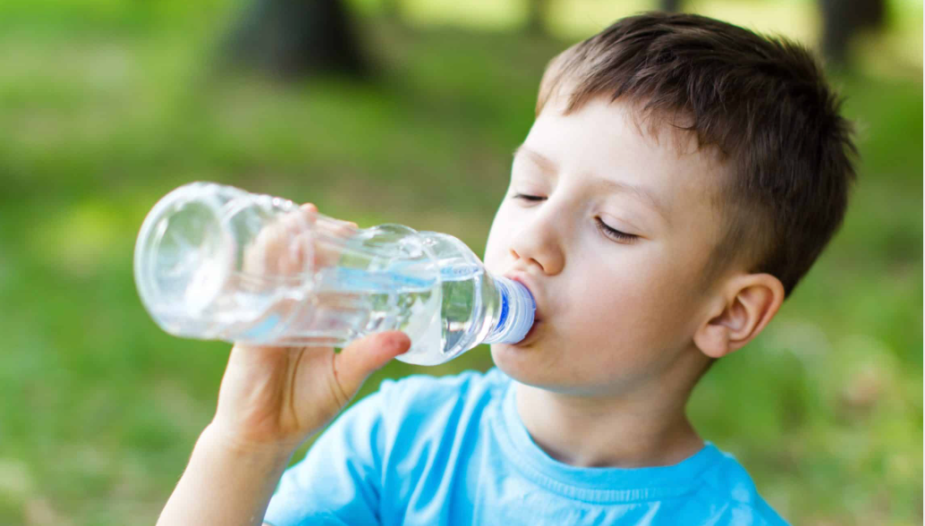 7 Signs of Dehydration in Kids Parents Often Miss